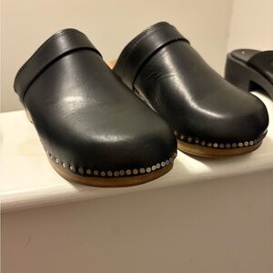 Isabel Marant Black Leather Clogs